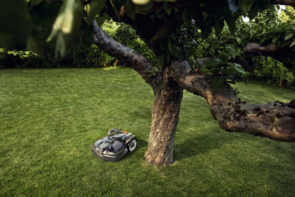 ROBOT CORTACÉSPED HUSQVARNA AUTOMOWER® 305
